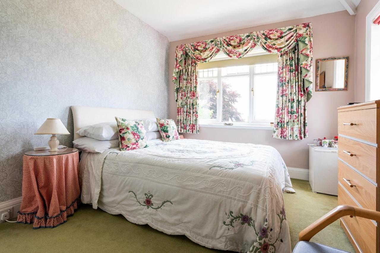 Bed and Breakfast The Hillcrest à Ecton Extérieur photo